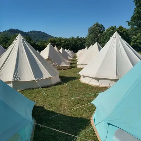 Glamping Motorland Luxuszelt