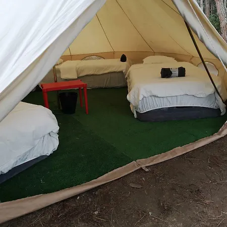 Glamping Motorland * Alcañiz